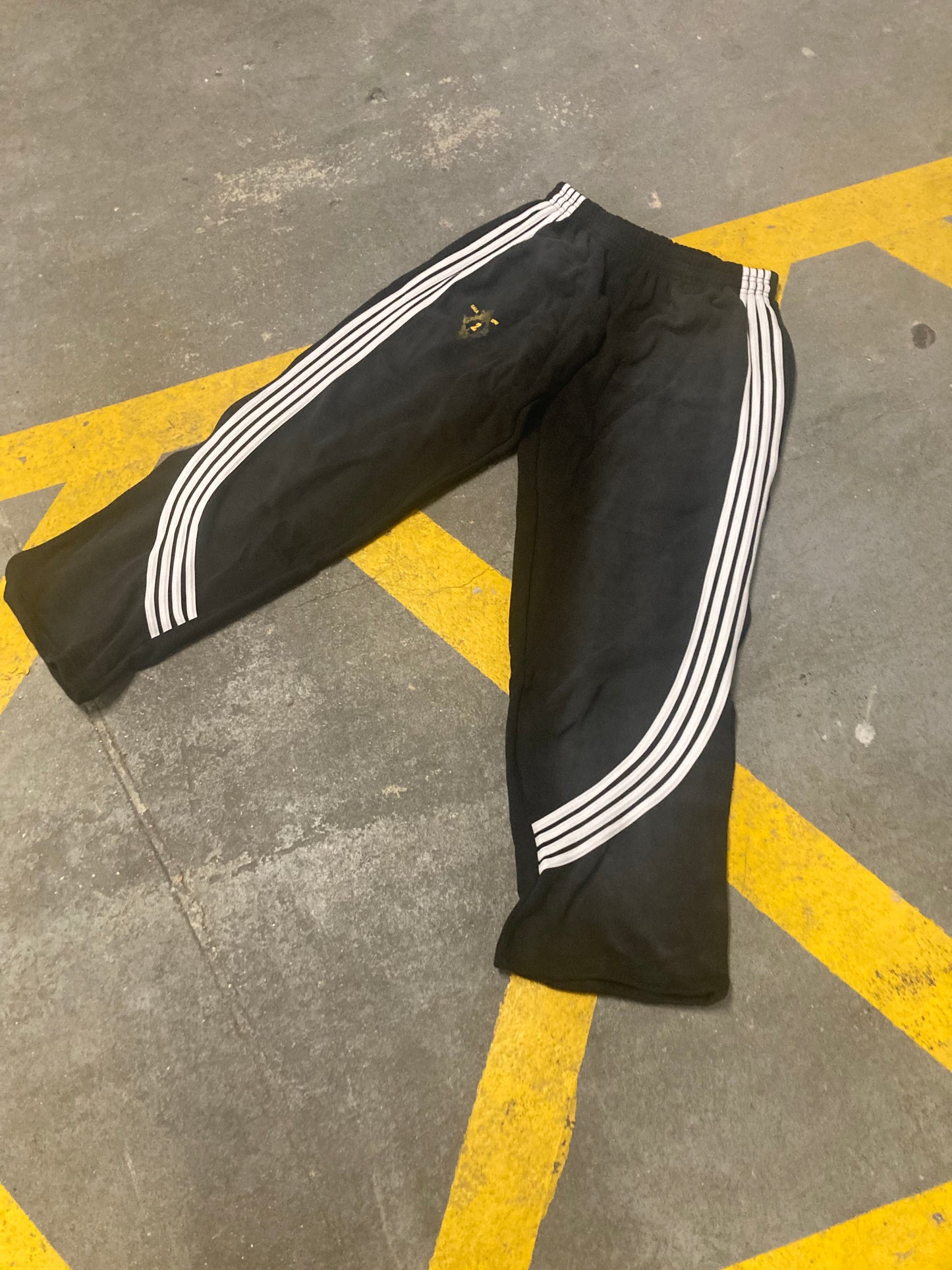 DINHO SWEATPANTS (UNISEX)